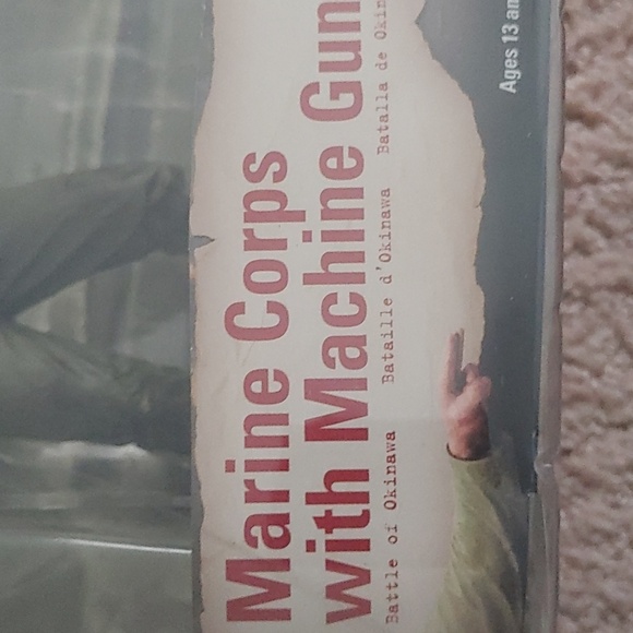 NIB McFarlane Toys Call of Duty MARINE CORPS w/MACHINE GUN Battle of Okinawa - Picture 5 of 10